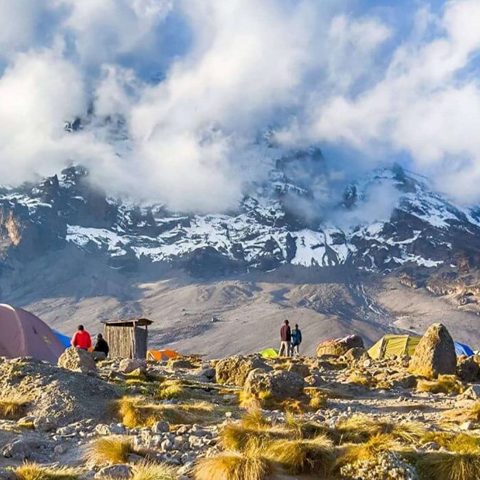 machame route climbing